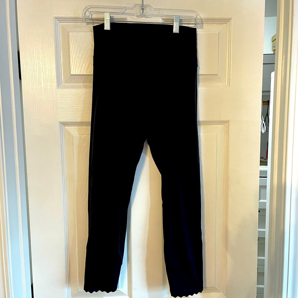 Lululemon align high rise scalloped hem legging